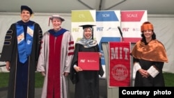 Vita menyelesaikan pendidikan masternya dalam bidang manajemen rantai pasokan di MIT tahun 2021. (foto: courtesy)