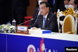 លោក Li Keqiang នាយករដ្ឋមន្ត្រីចិន ចូលរួមកិច្ចប្រជុំកំពូលអាស៊ាន-ចិន នៅរាជធានីភ្នំពេញ ថ្ងៃទី ១១ ខែវិច្ឆិកា ឆ្នាំ ២០២២។