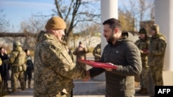 Украинскиот претседател ги предупреди граѓаните дека ситуацијата во регионот Херсон и натаму е многу опасна, особено поради оставени мини 