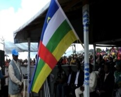 The Central African Republic flag is seen on Garoua Boulai, Cameroon, Oct. 23, 2019. (Moki Edwin Kindzeka/VOA)