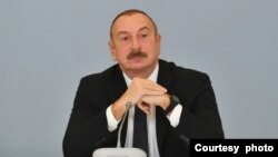 İlham Əliyev (Rəsmi foto)