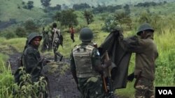 Wanajeshi wa DRC wapelekwa katika eneo lililoshambuliwa na waasi wa M23. Picha na mwandishi wa VOA Austere Malivika