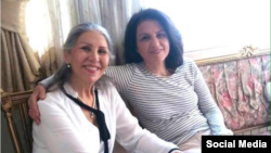 مهوش ثابت (چپ) و فریبا کمال آبادی