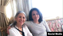 مهوش ثابت (چپ) و فریبا کمال آبادی - آرشیو