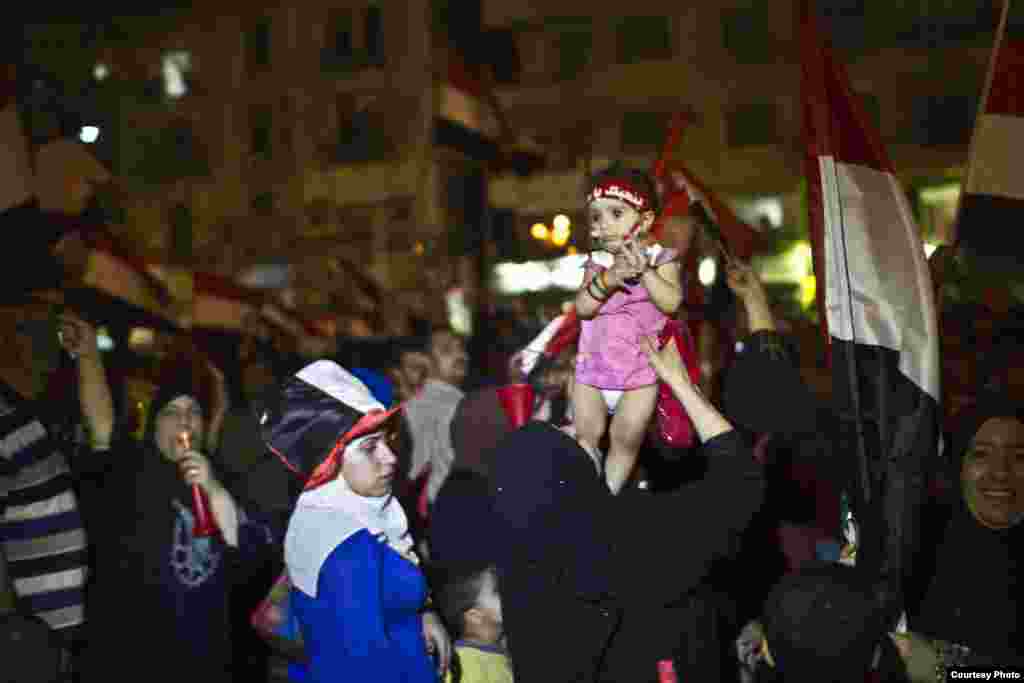 Celebrations Sunday evening in Cairo's Tahrir Square of Abdel Fattah el-Sissi's inauguration as Egypt's new president. Courtesy - Hamada Elrasam. 