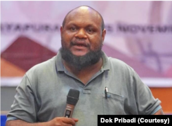 Direktur LBH Papua, Emanuel Gobay. (Foto: Dok Pribadi)