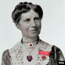 Clara Barton, pendiri Palang Merah Amerika.
