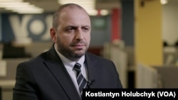 លោក Rustem Umerov ដែល​នឹង​ត្រូវ​ឡើង​កាន់​តំណែង​ជា​រដ្ឋមន្ត្រី​ការពារ​ជាតិ​អ៊ុយក្រែន​ជំនួស​លោក Oleksii Reznikov។