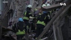 Rescuers Help Residents Stuck Under Rubble After Zaporizhzhia Strike