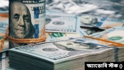 اسکناس‌های صد دلاری آمریکا (آرشیو)