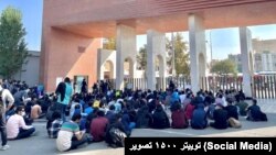 تحصن دانشجویان دانشگاه شریف، دوشنبه ۹ آبان ۱۴۰۱