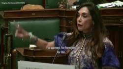 Belgian Minister, Lawmakers Cut Hair to Support Iran 