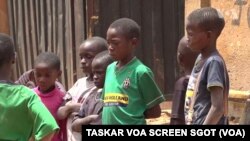 TASKAR VOA: Ana samun yara masu nuna karfin hali wajen yin azumin watan Ramadana tare da manya, duk da cewa ba wajibi ba ne a kansu