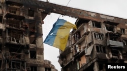 UKRAINE-CRISIS/MARIUPOL