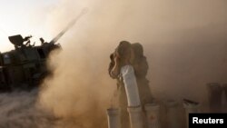 Izraelske snage na lokaciji blizu Pojasa Gaze (Foto: REUTERS/Amir Cohen)