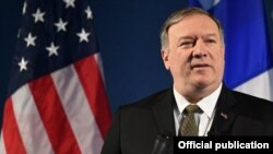 Maykl Pompeo 
