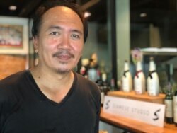 สมเกียรติ รุ่งเรืองไพฑูรย์ เจ้าของบูทีคโฮเทล Siamese Studio ย่านพระรามเก้า