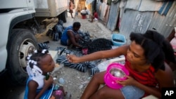 Camp de SDF à Port-au-Prince, Haïti, 5 décembre 2016. 