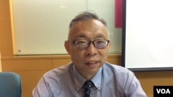 台湾国立师范大学教授范世平（美国之音记者申华 拍摄）