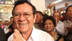 បទសម្ភាសន៍ VOA៖ អាជ្ញាធរ​កម្ពុជា​បាន​ចាប់​ខ្លួន​លោក កឹម សុខា ពី​បទ​ប៉ុនប៉ង​ផ្តួល​រំលំ​រដ្ឋាភិបាល