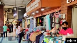 The pandemic started raging in India after cities opened for business in June following a long shutdown. (Photo: Anjana Pasricha/VOA)