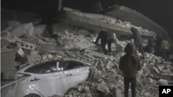 تصاویر خبرگزاری آسوشیتدپرس از زلزله ۷/۸ ریشتری در جنوب ترکیه و بخش‌هایی از سوریه در بامداد ۱۷ بهمن ۱۴۰۱