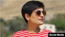 الهه محمدی، روزنامه‌نگار زندانی. آرشیو