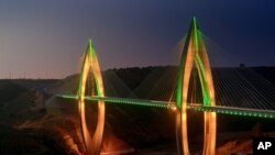 Le pont Mohamed VI, Rabat, le 20 juillet 2016