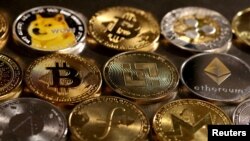 Kripto paralar, bireylere geleneksel bankacılık sistemlerine bir alternatif sunarken merkezi otoritelere bağımlılığı azaltan bir finansal devrimi temsil ediyor.