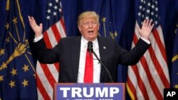 Le candidat républicain à la Maison Blanche Donald Trump tient un dicsours lors de sa campagne à South Bend, Indiana, 2 mai 2016.