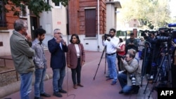 کنفرانس مطبوعاتی پس از اخبار اهدای جایزه نوبل صلح به نرگس محمدی با اعضای خانواده او در پاریس - ۶ اکتبر ۲۰۲۳ (۱۴ مهر ۱۴۰۲)