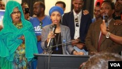 Ilhan Omar après avoir remporté les primaires à Minneapolis dans le Minnesota, le 9 août 2016. (M. Olad Hassan/VOA)