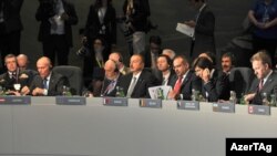 İlham Əliyev NATO-nun Uelsdə keçirilən sammitinin Əfqanıstan üzrə görüşündə çıxış edib