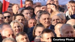 Željka Cvijanović, predsjednica RS-a, i Milorad Dodik, član Predsjedništva BiH na skupu u Banjaluci, 20. aprila 2022.