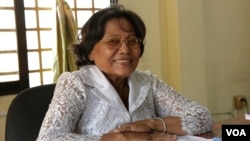 Seng Sokhorn, 62, is the new commune chief in Phsar Depo 2 commune, July 3, 2017. (Sun Narin/VOA Khmer)