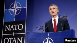 Sekjen NATO Jens Stoltenberg memberikan pidato Brussels, Belgia (foto: dok).