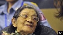 ​អៀង ធីរិទ្ធ
