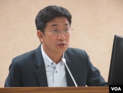台湾民进党立委蔡适应 （美国之音张永泰拍摄 2017年11月22日）