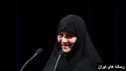 جمیله علم‌الهدی، دختر امام جمعه مشهد و همسر ابراهیم رئیسی