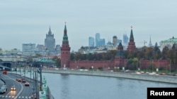 Kreml, Rusiya Xarici İşlər Nazirliyi və Moskva şəhərinin görünüşü