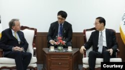 한국을 방문한 데이비드 알톤 상원의원이 10일 권영세 한국 통일부 장관을 면담했다. 사진 = 한국 통일부.