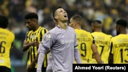 Cristiano Ronaldo, kapten Al Nassr, saat berlaga melawan Al Ittihad di Stadion Internasional King Fahd, Riyadh, Arab Saudi, 26 Januari 2023. (Foto: REUTERS/Ahmed Yosri)