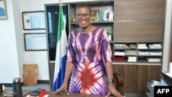 Experte-comptable de formation, Yvonne Aki-Sawyerr a débuté son ascension dans le privé à Londres.