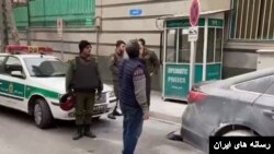 سفارت آذربایجان در تهران.