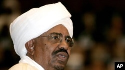 Sudanese President Omar al-Bashir (file photo)
