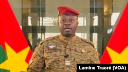 Le Burkina Faso, où le lieutenant-colonel Damiba a promis de faire de la lutte anti-jihadiste sa priorité, est confronté à la violence de mouvements armés jihadistes.