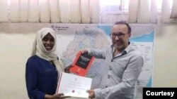 Madiinaa Gammachuu badhaasa yeroo fudhattu