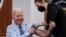 Presidenti Joe Biden mori dozën e dytë përforcuese të vaksinës