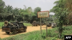 Dans leur stratégie, les ADF évitent des combats au corps à corps avec les forces régulières.