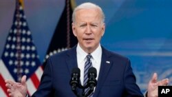 조 바이든 미국 대통령이 31일 백악관에서 전략비축유 방출 계획을 발표하고 있다.